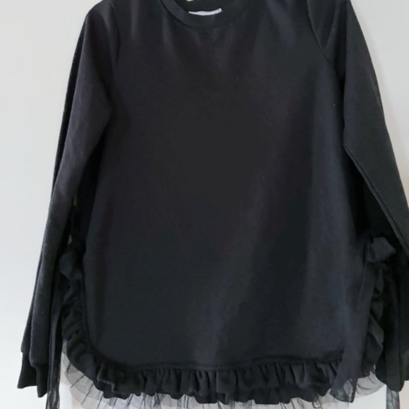 Soft sweater/blouse with unique designs ✿ - Picture 5 of 12